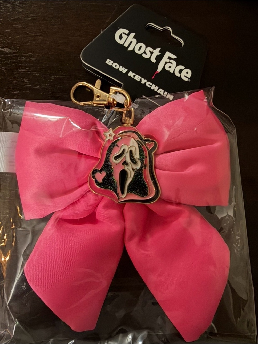 VIRAL Ghost Face tote, 4 plush Ghost Face bag charms and Ghost Face phone hugger - Picture 5 of 8